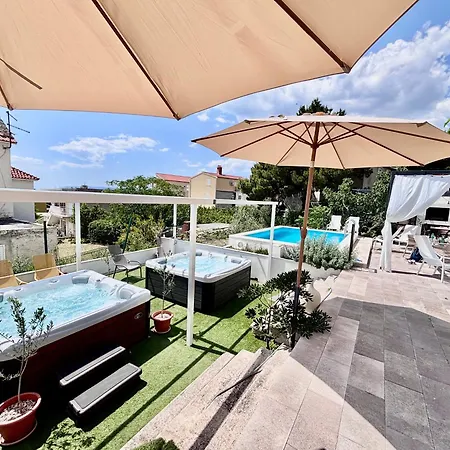 Appartamento Summer App Pool Jacuzzi 2